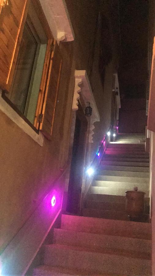 Auberge Restaurant Zahra Boumalne Dades Ngoại thất bức ảnh